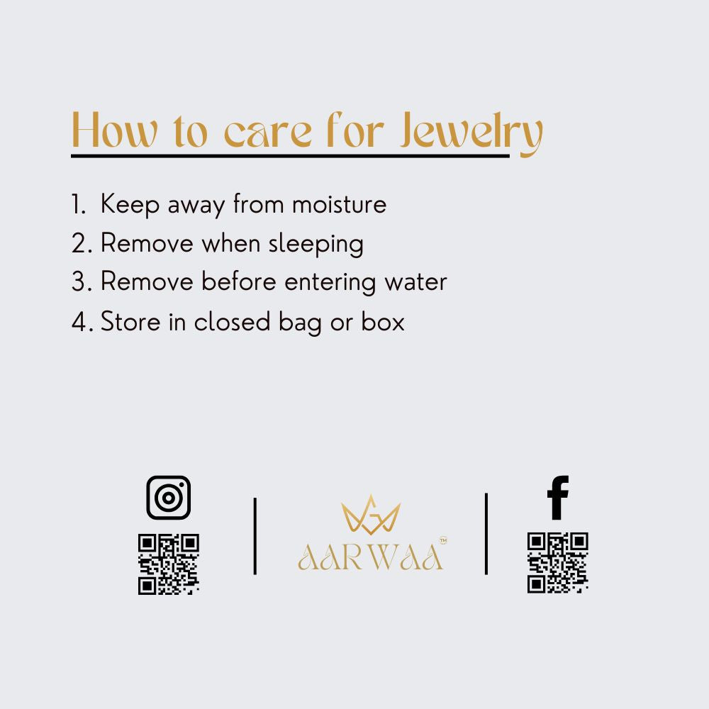 Aarwaa™ Pink Square Necklace